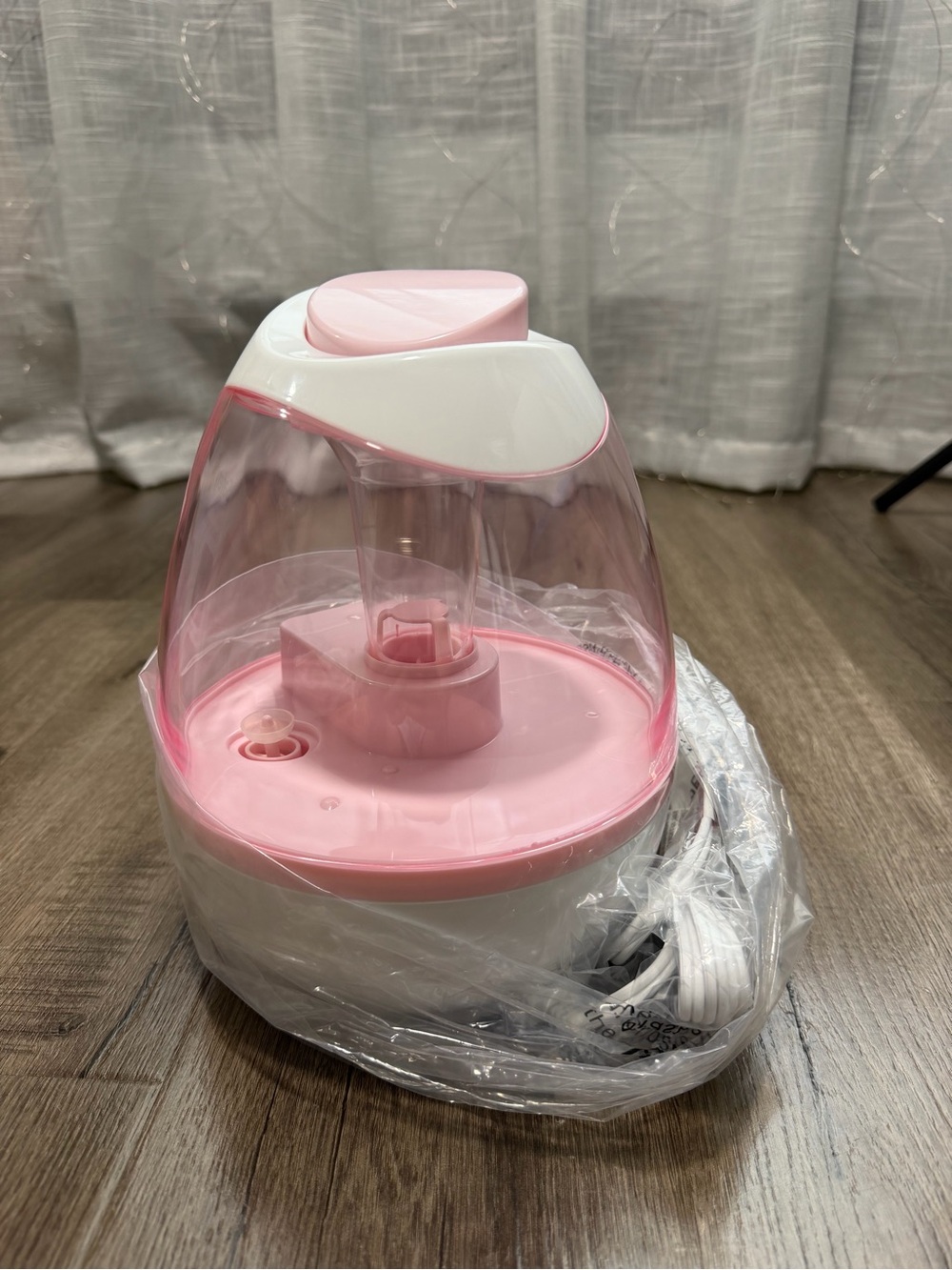Pink Filter Free Cool Mist Humidifier - Picture 3 of 8